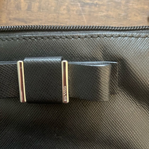 Coach Darcy black wristlet with bow and hang tag - Picture 8 of 9
